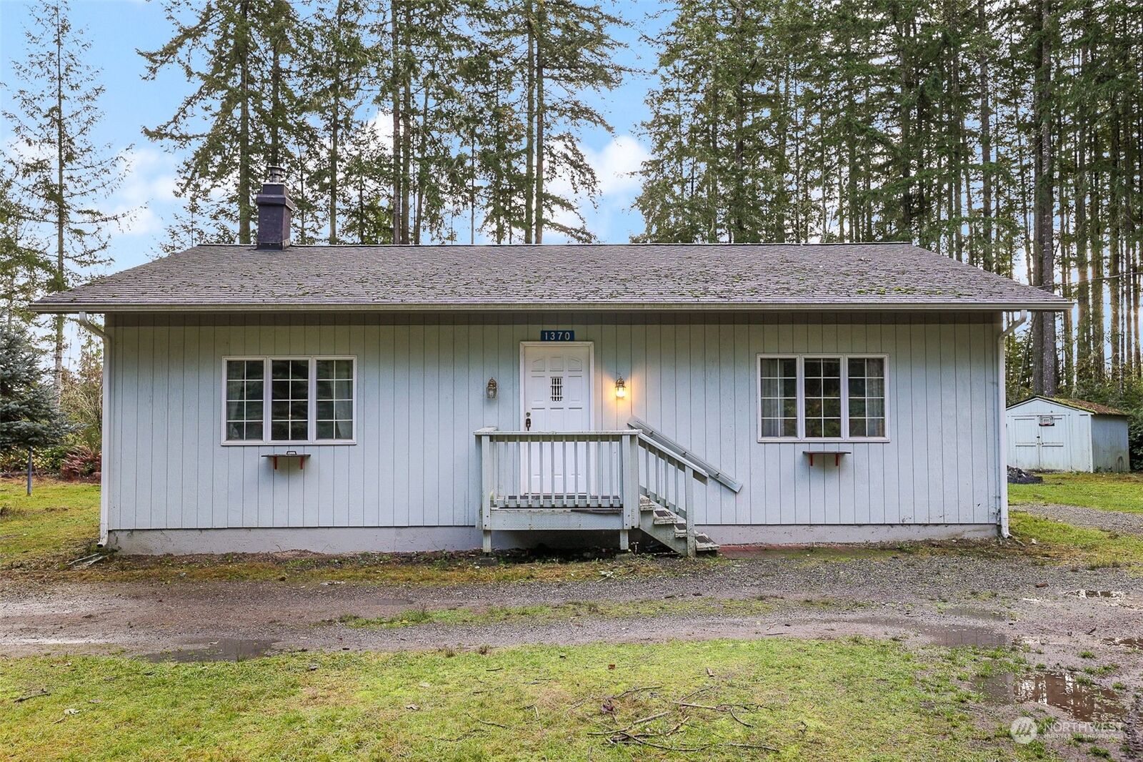 Property Photo: 1370 NW Hermit Ridge Lane WA 98370