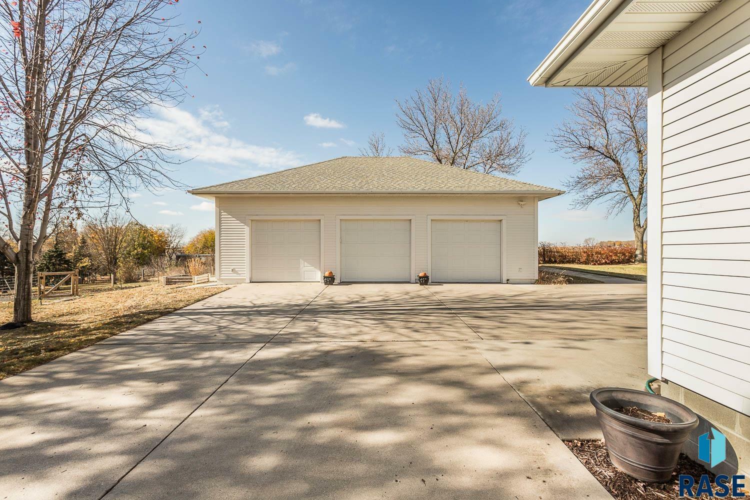 Property Photo:  102 S Walnut Ave  MN 56156 