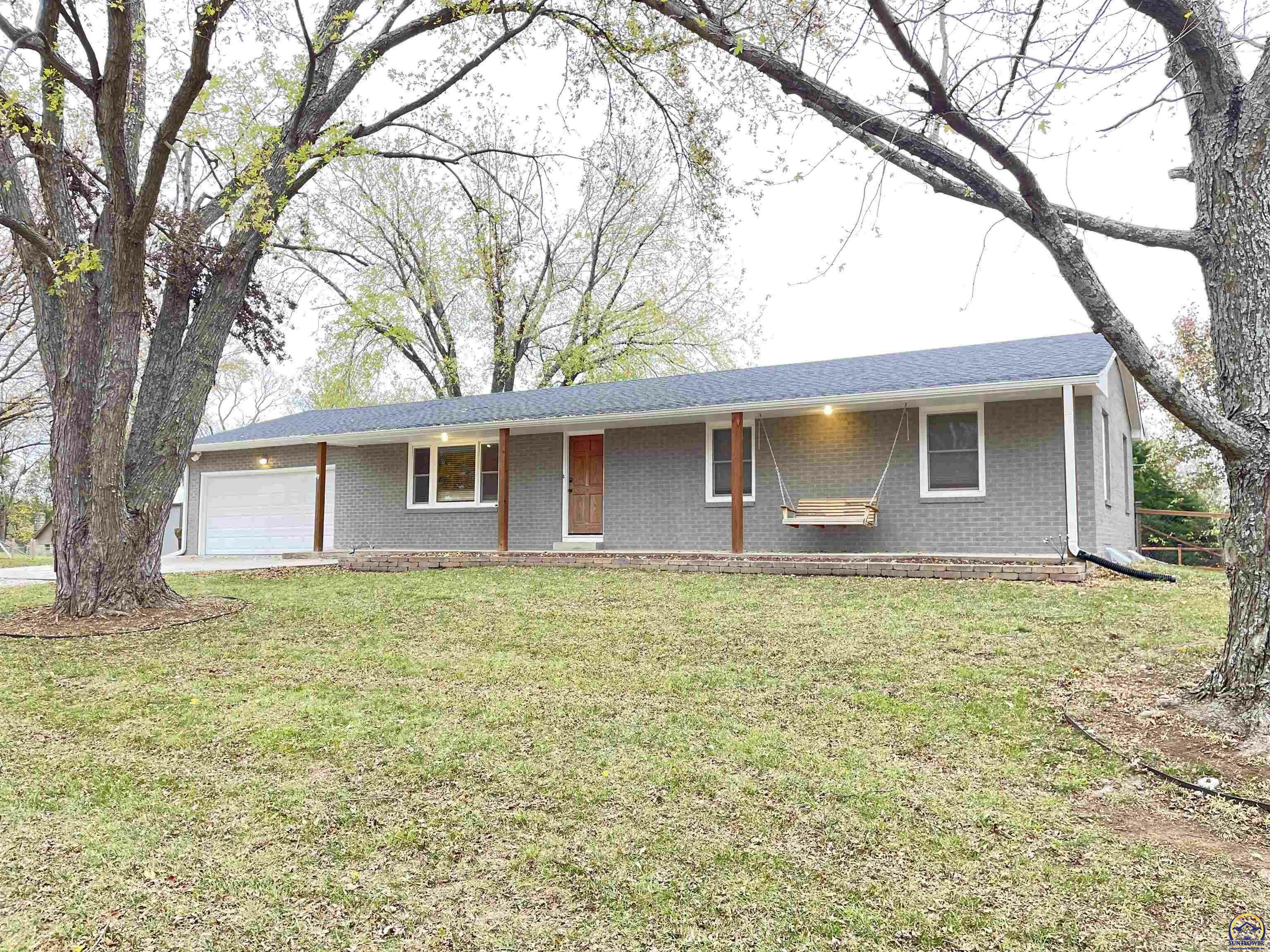 6148 SE Shawnee Dr  Berryton KS 66409 photo