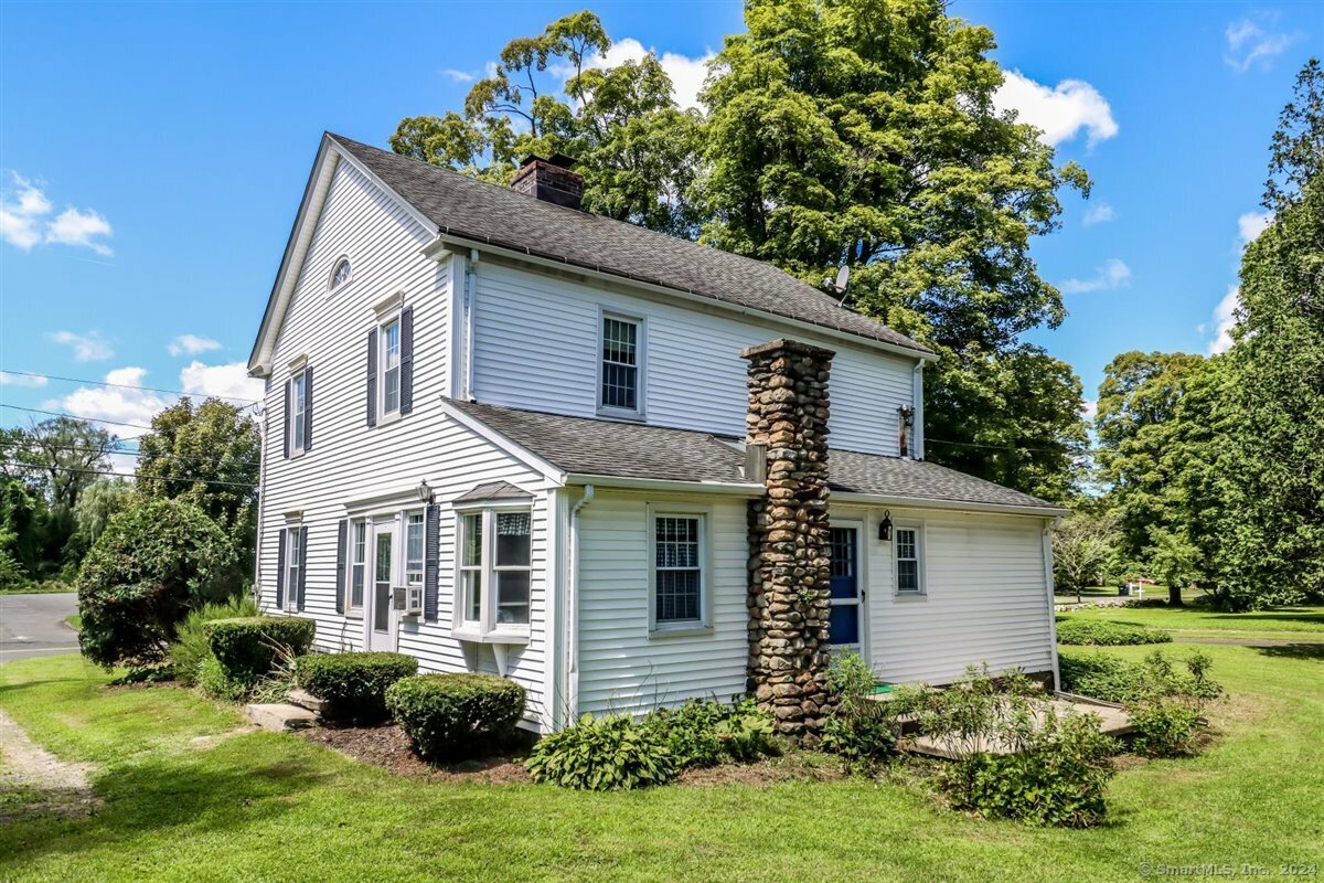 Property Photo:  34 Old Park Lane Road  CT 06776 