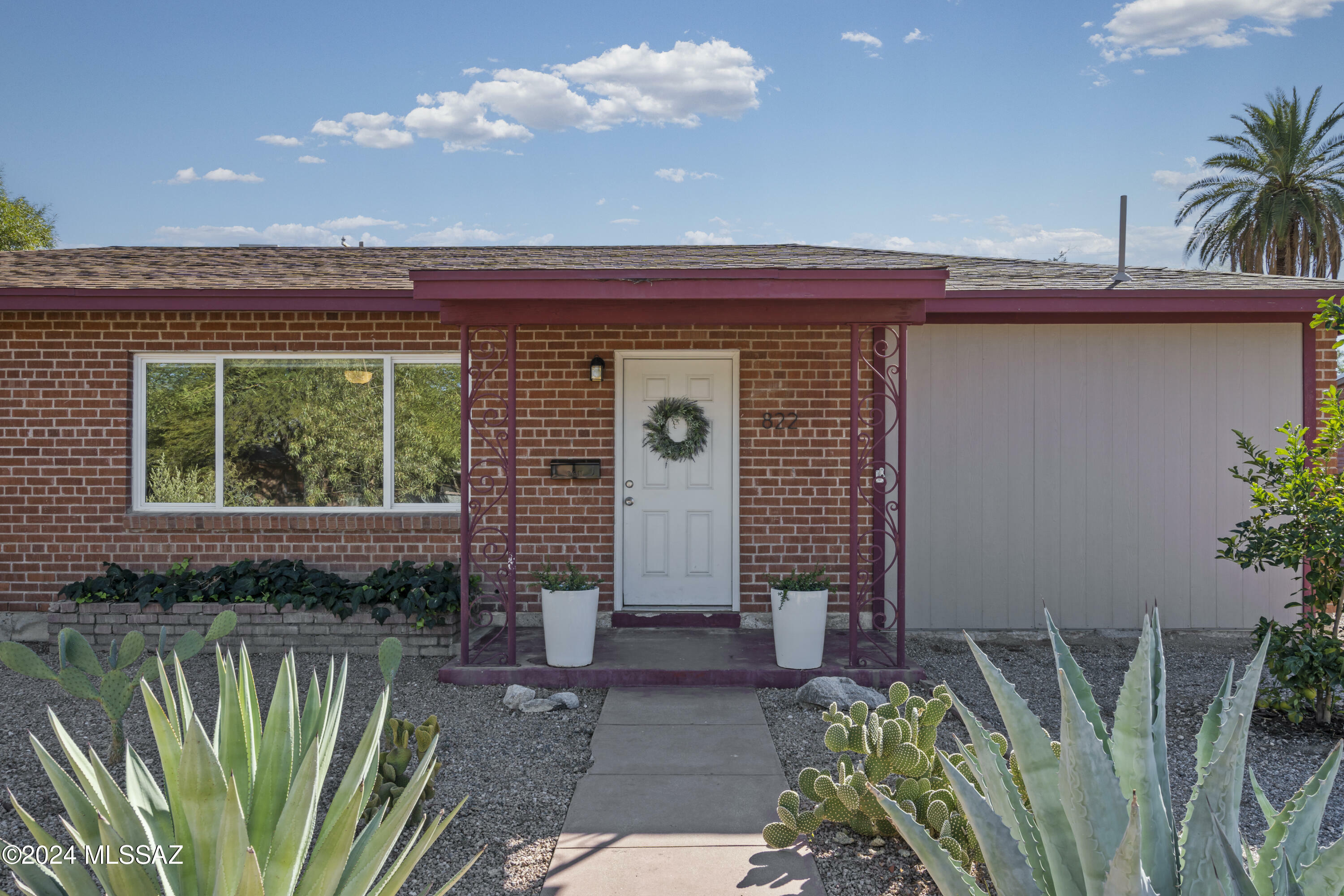 Property Photo:  822 E Copper Street  AZ 85719 