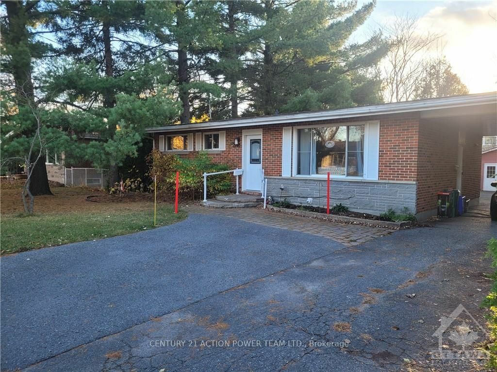 2148 Boyer Rd A  Orleans - Convent Glen and Area ON K1C 1R4 photo