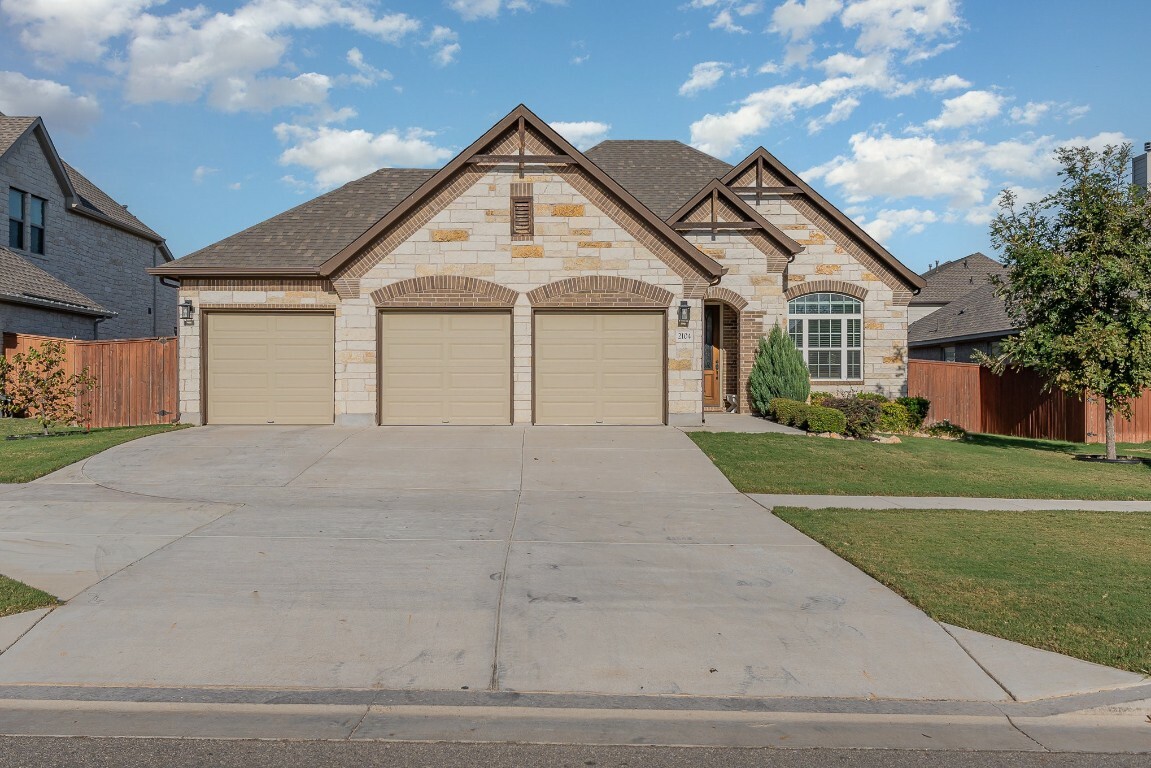 Property Photo:  2104 Highland Ridge Road  TX 78628 