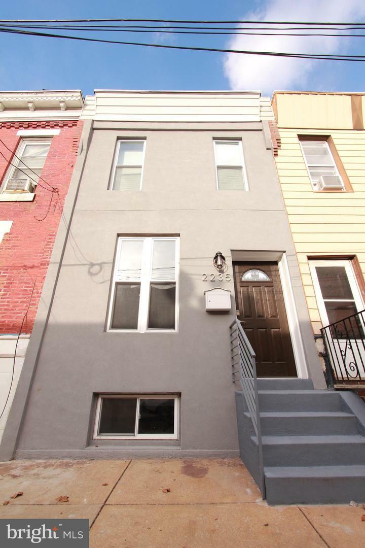 Property Photo:  2235 Pierce Street  PA 19145 