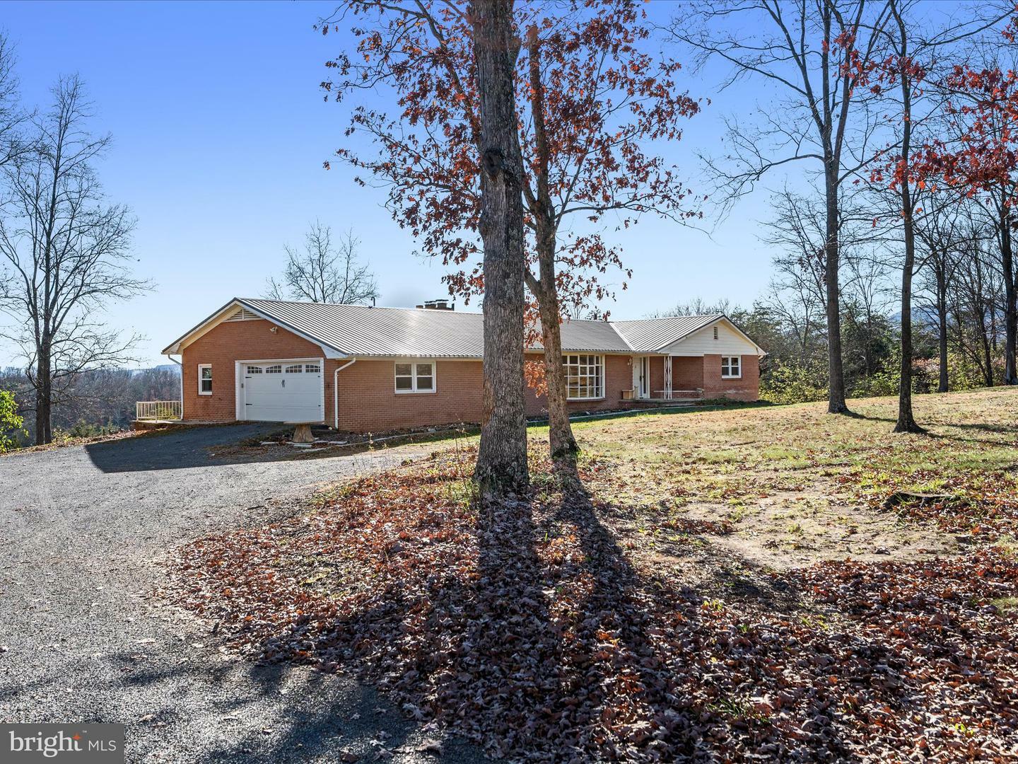 Property Photo:  1245 Jc Markwood Rd  WV 26845 