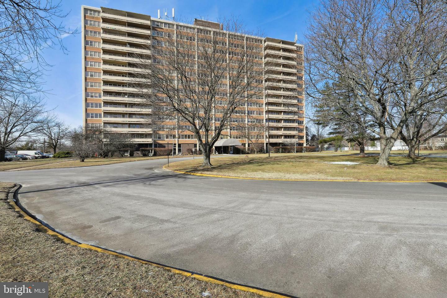 Property Photo:  1503 Barclay Towers  NJ 08034 