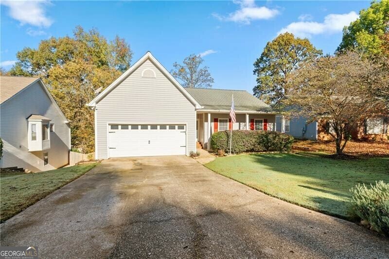 Property Photo:  2804 Sterling Drive  GA 30043 