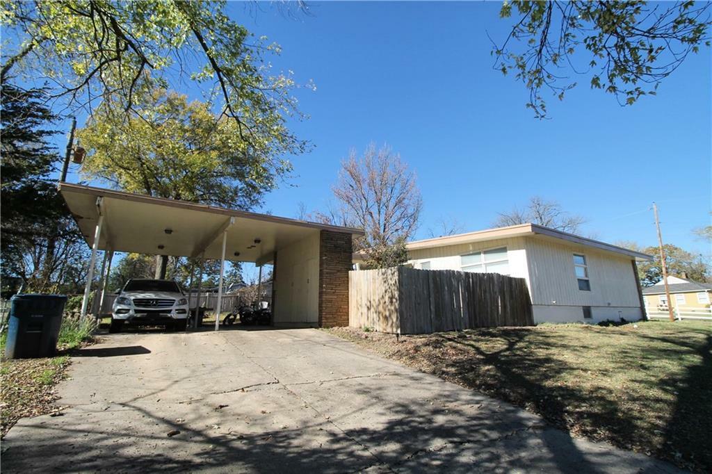 Property Photo:  223 E Pine Street  KS 67301 