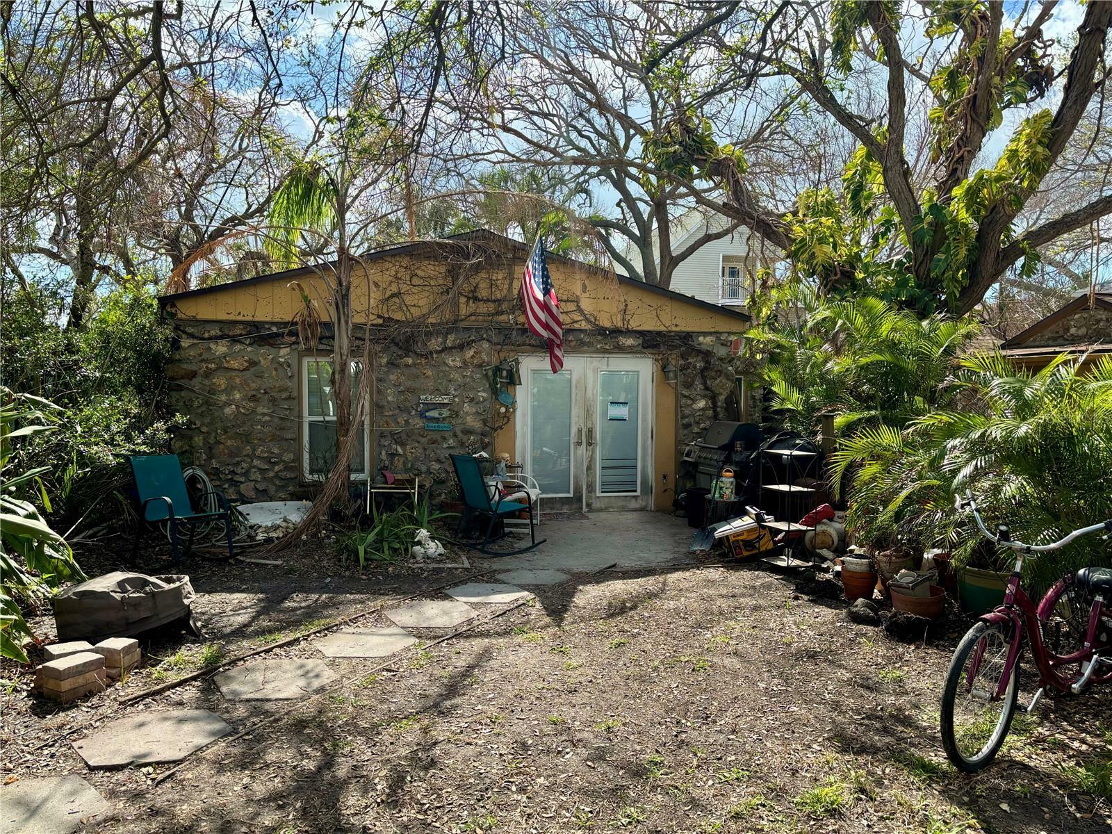 Property Photo:  105 12th Avenue  FL 33785 