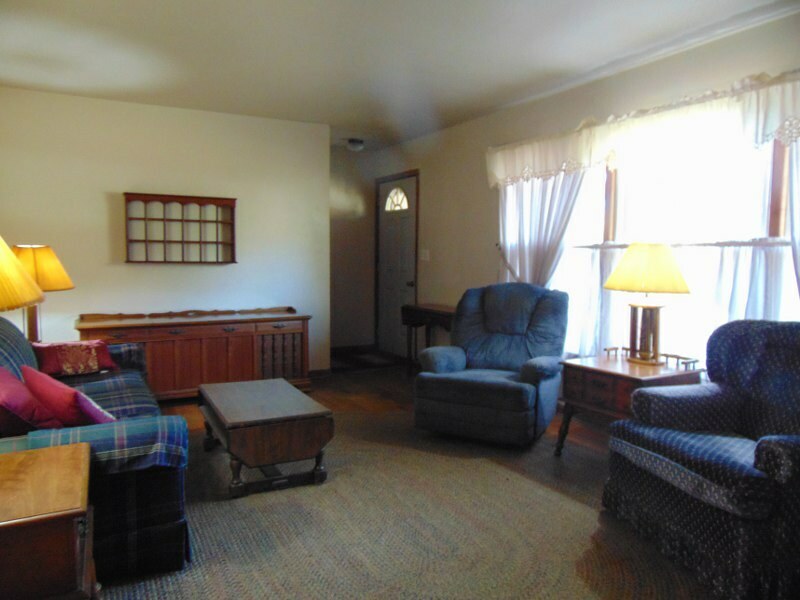 Property Photo:  307 Maple Way  WI 53188 