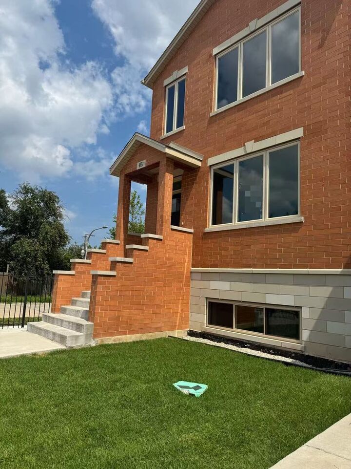 Property Photo:  4353 S Halsted Street  IL 60609 