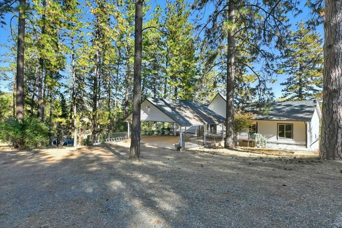 19533 Morningside Road  Grass Valley CA 95949 photo