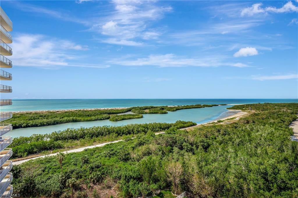 Property Photo: 440 Seaview Ct 1402 FL 34145