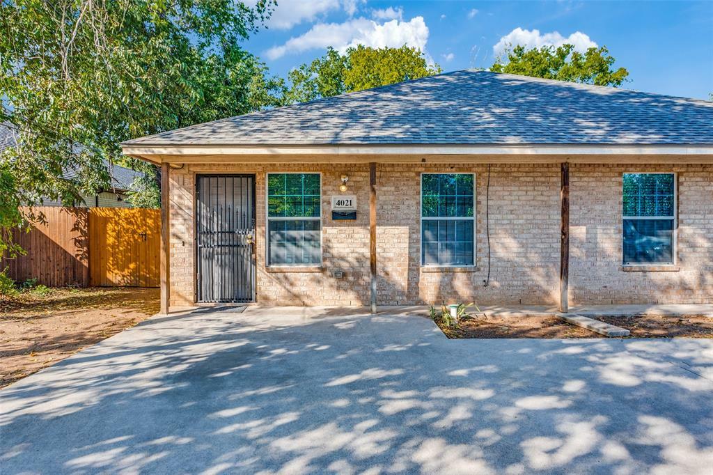 Property Photo:  4021 E 1st Street  TX 76111 