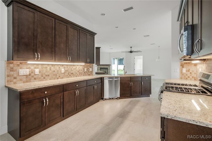 Property Photo:  9129 S Deer Park Drive  FL 34446 