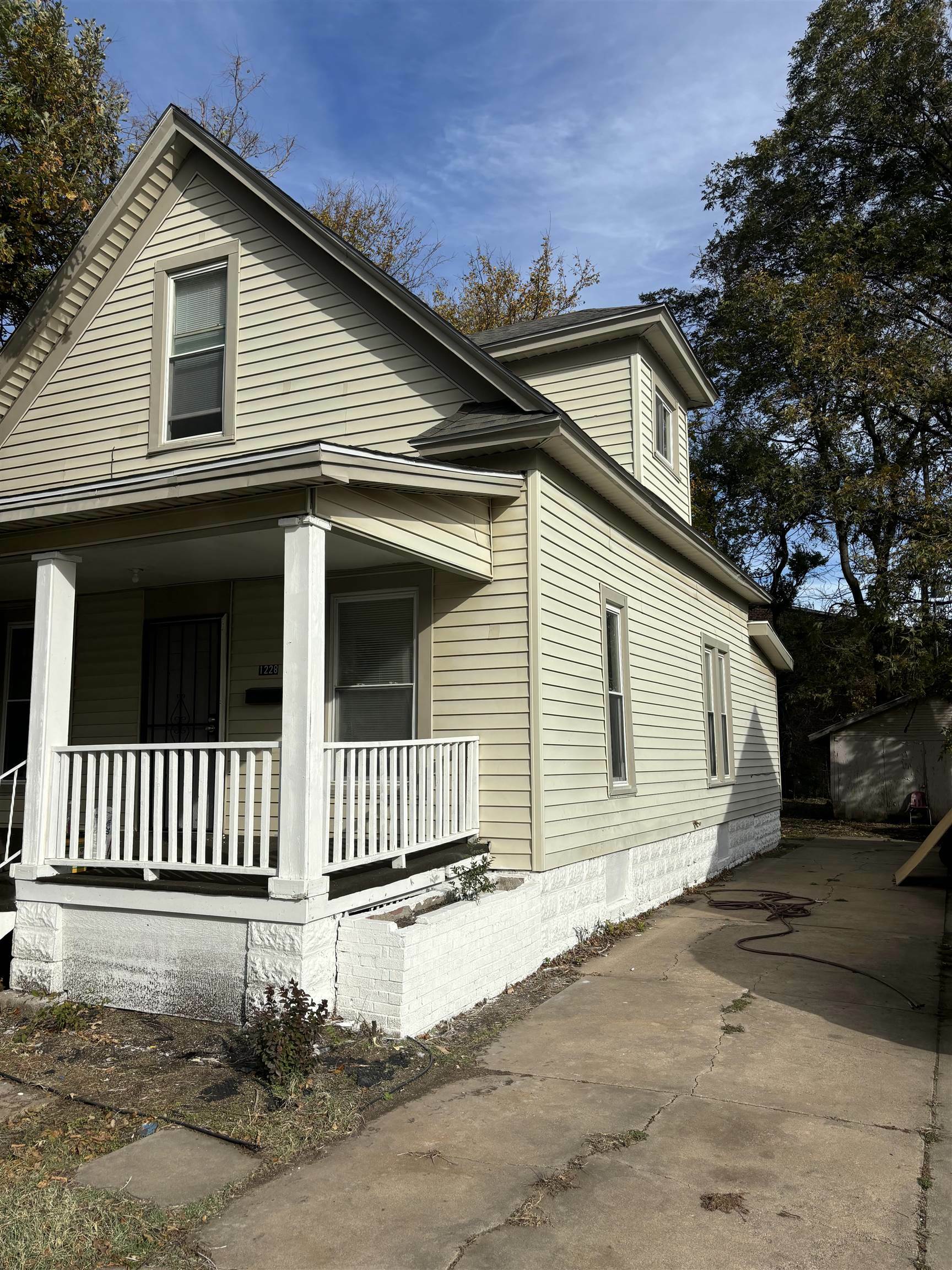 Property Photo:  1228 N Indiana Ave  KS 67214-2747 