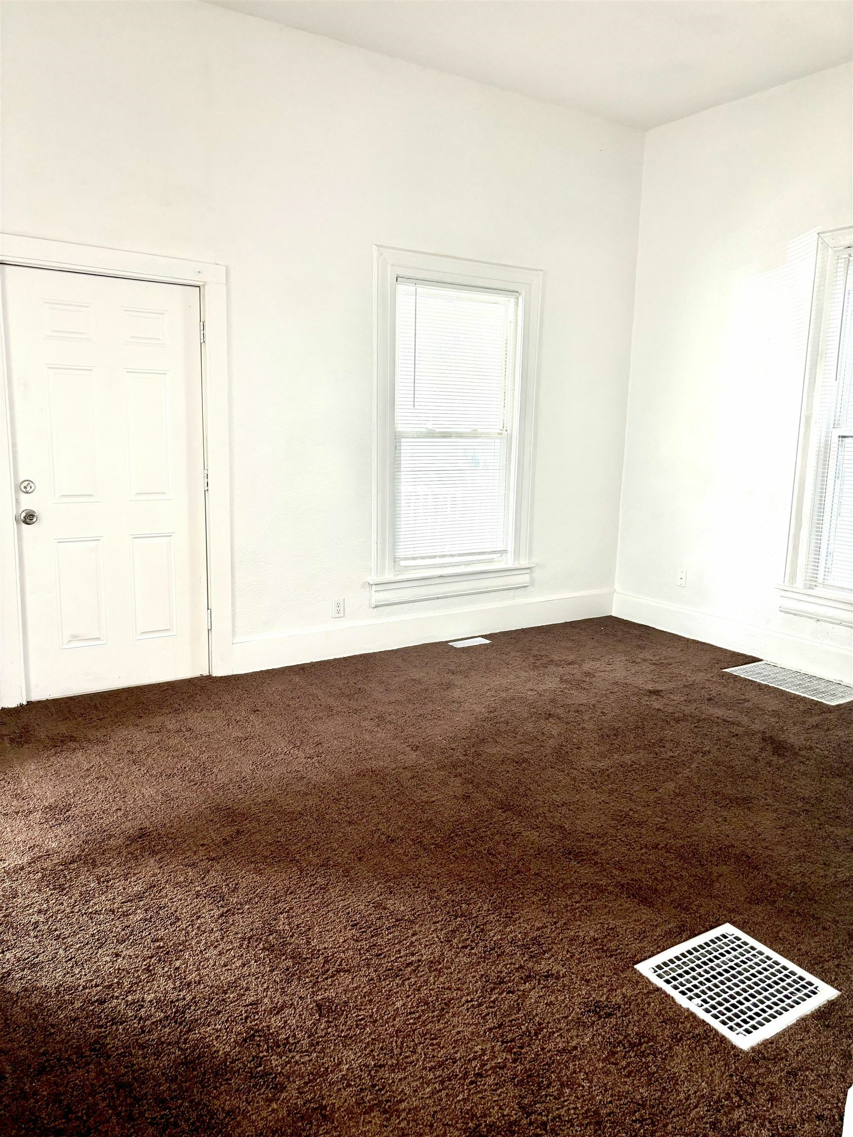 Property Photo:  1228 N Indiana Ave  KS 67214-2747 