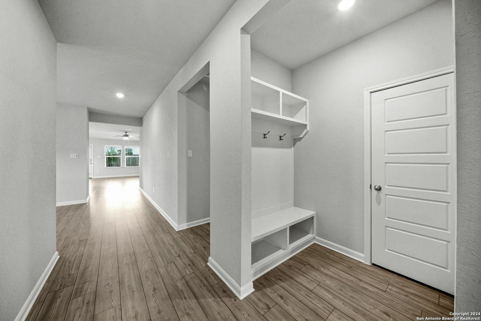 Property Photo: 967 Black Horse TX 78260