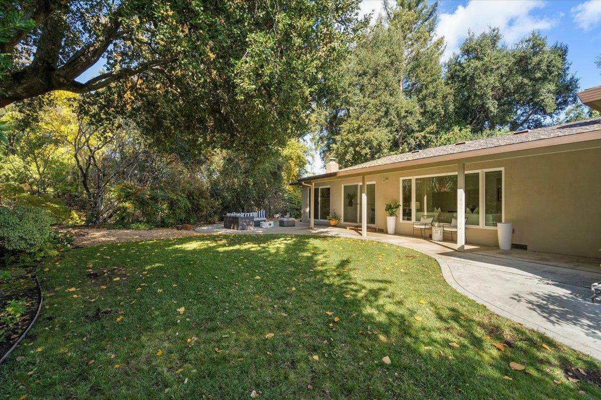 Property Photo:  1316 Montclaire Way  CA 94024 