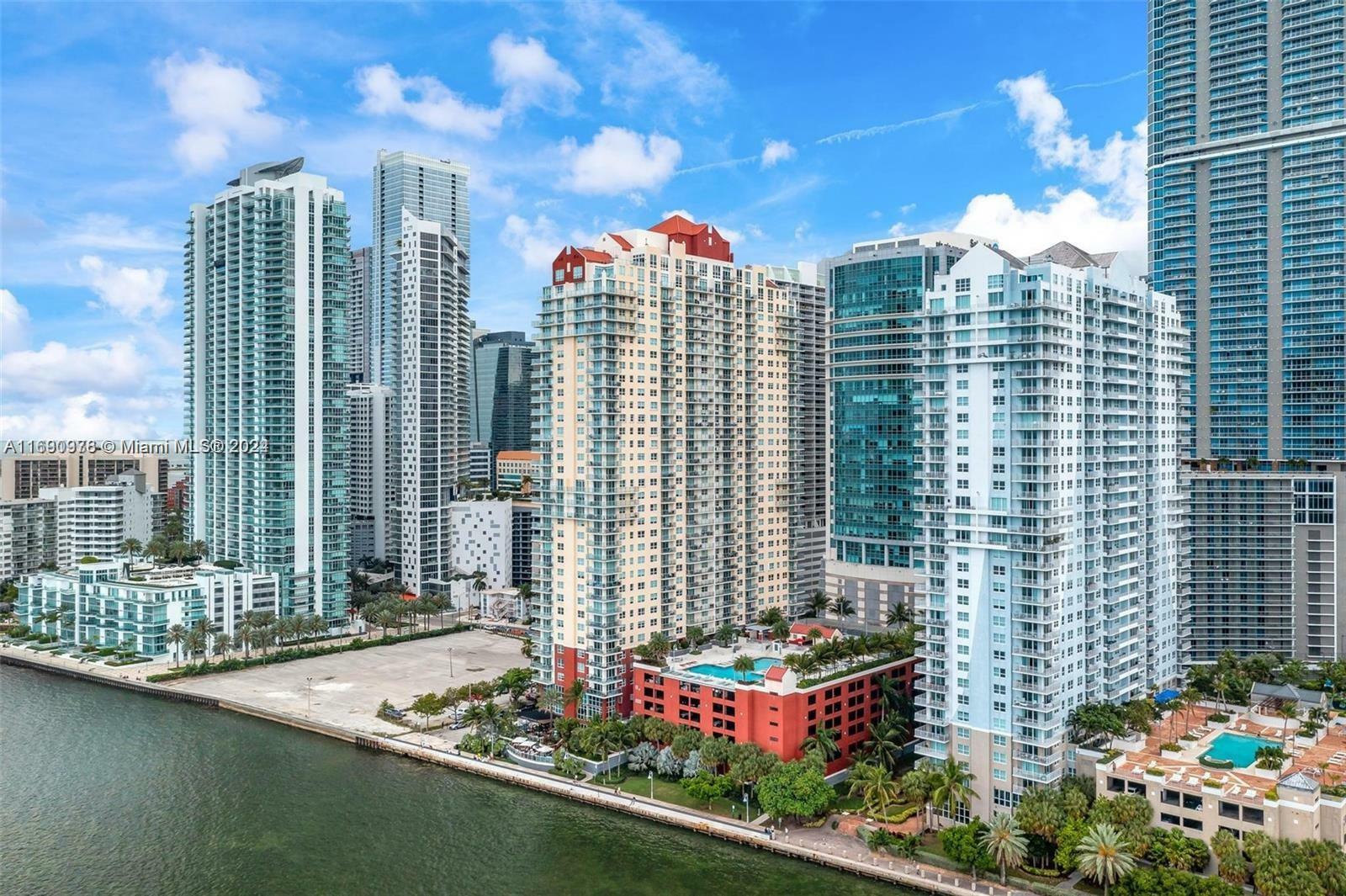 Property Photo:  1155 Brickell Bay Dr 2508  FL 33131 