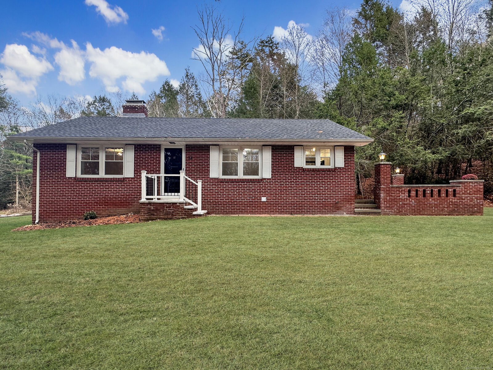 Property Photo:  24 Conklin Road  CT 06076 