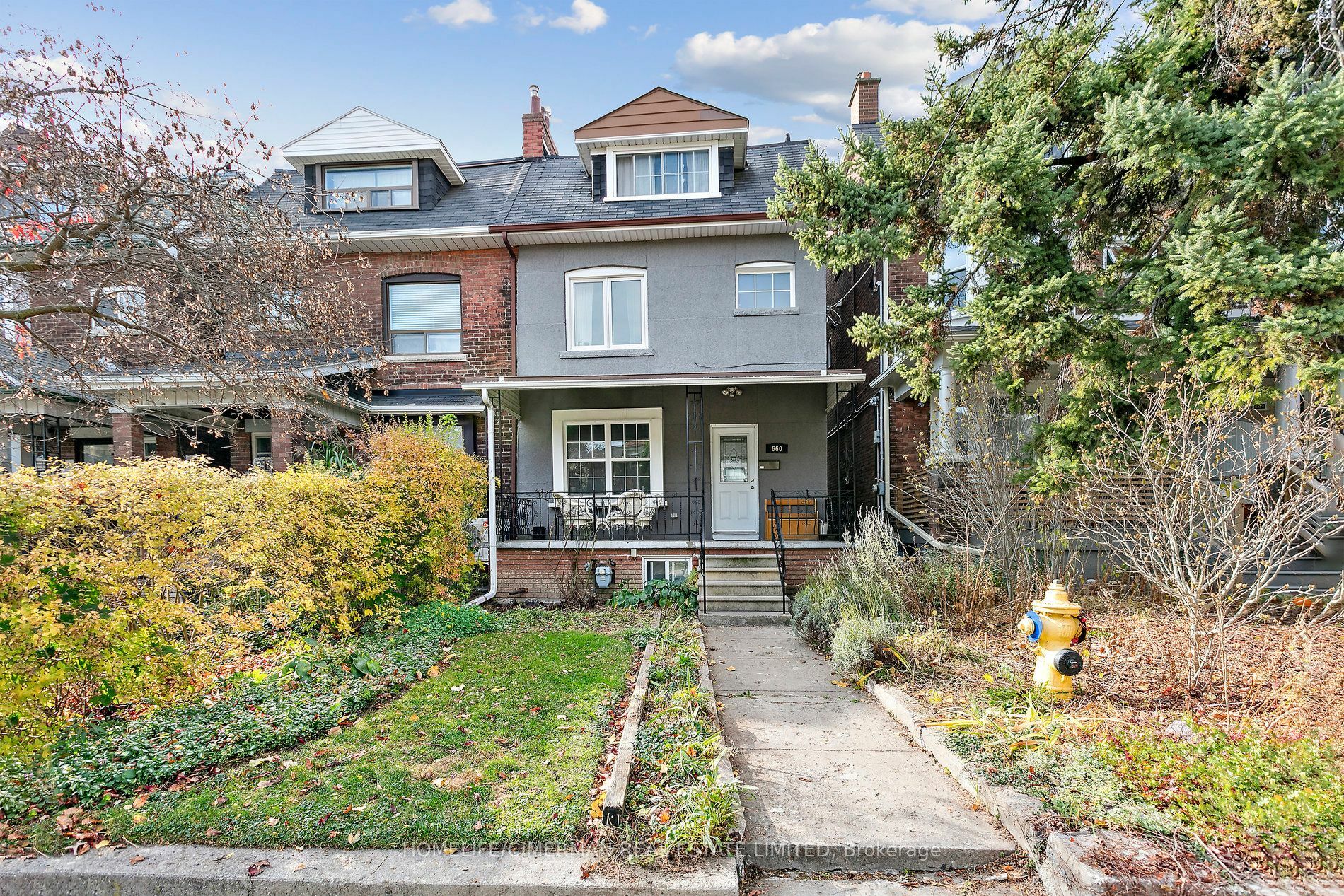 660 Crawford St  Toronto ON M6G 3K2 photo