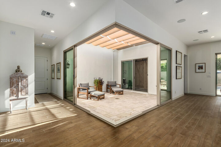 Property Photo: 17197 W Thousand Oaks Street AZ 85388