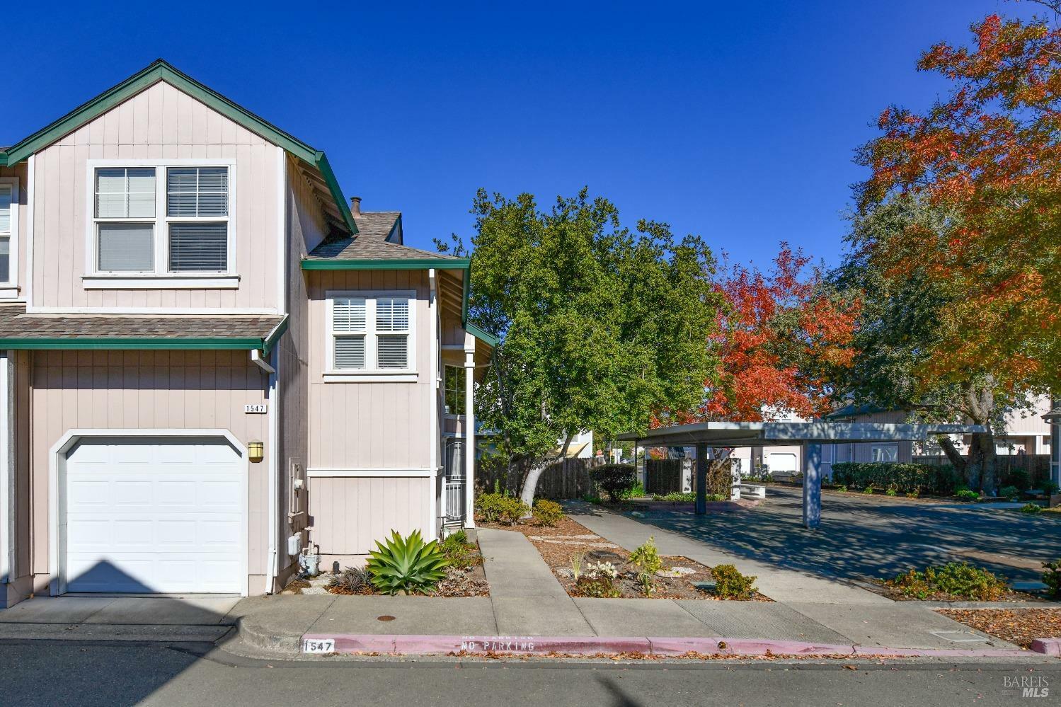 Property Photo:  1547 Pinebrook Place  CA 95403 