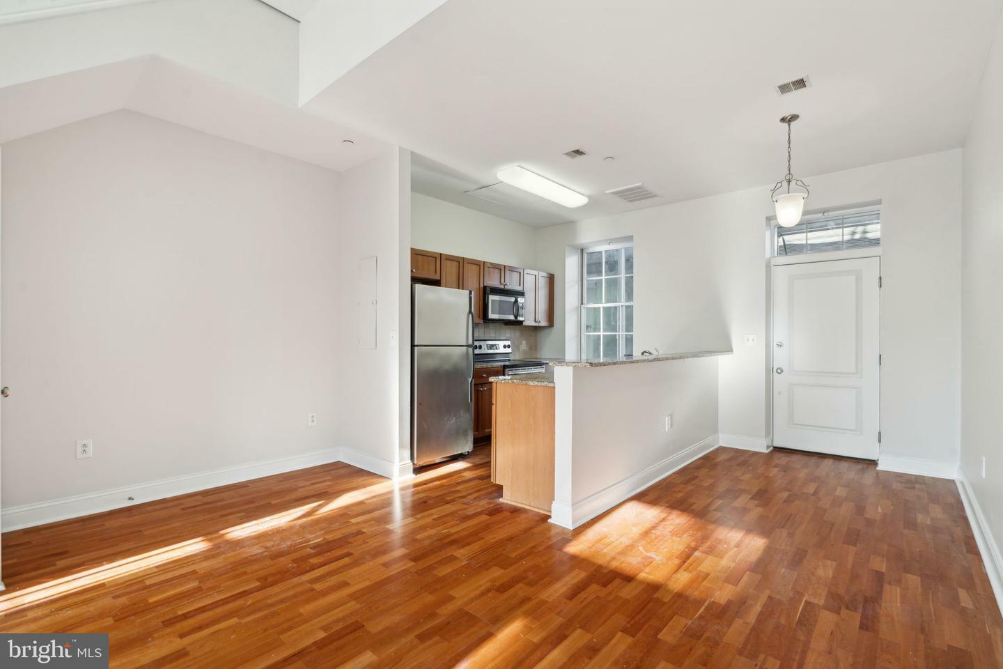 Property Photo:  1 Academy Circle 303  PA 19146 