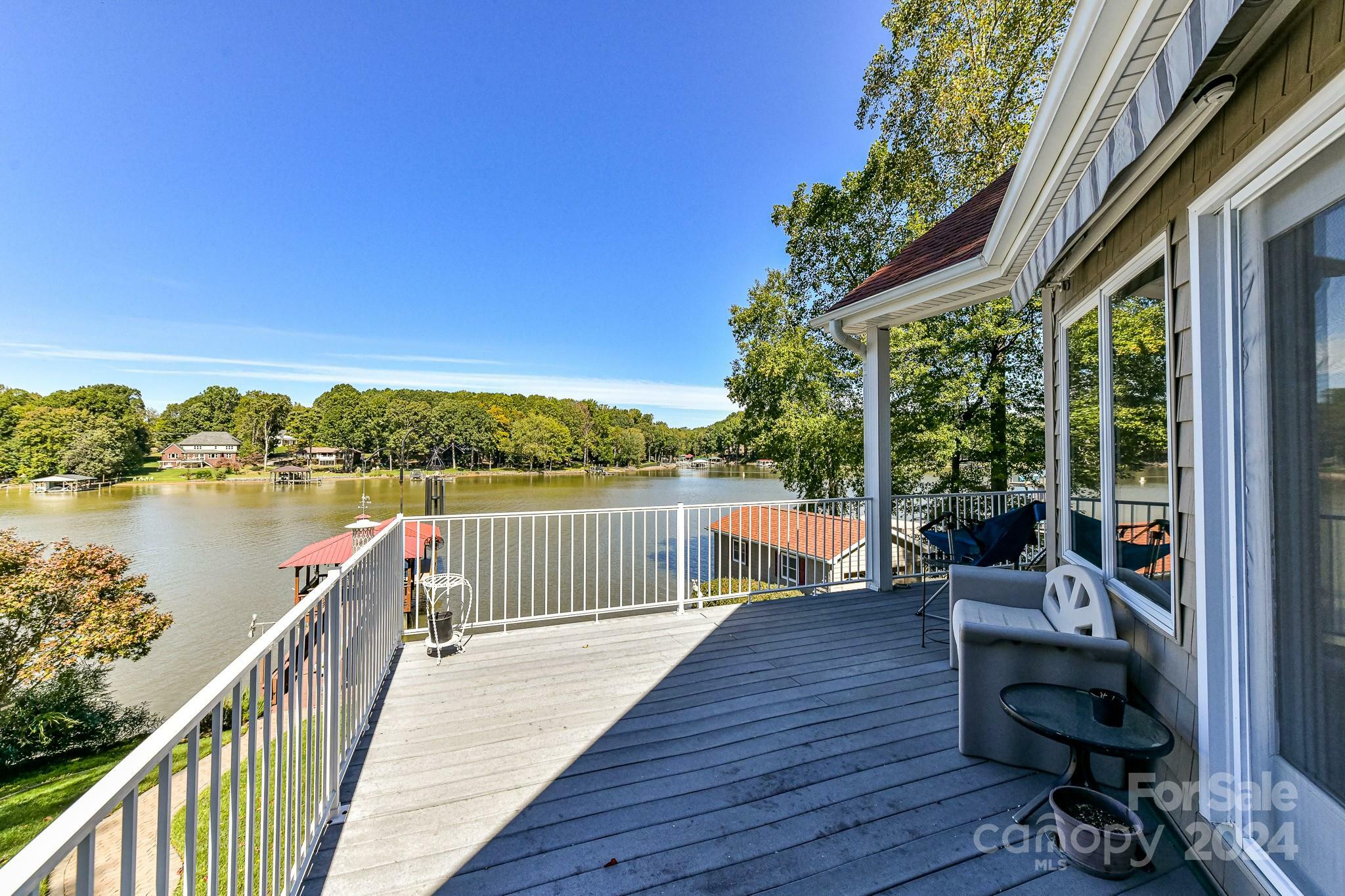 Property Photo:  376 Oak Tree Road  NC 28117 