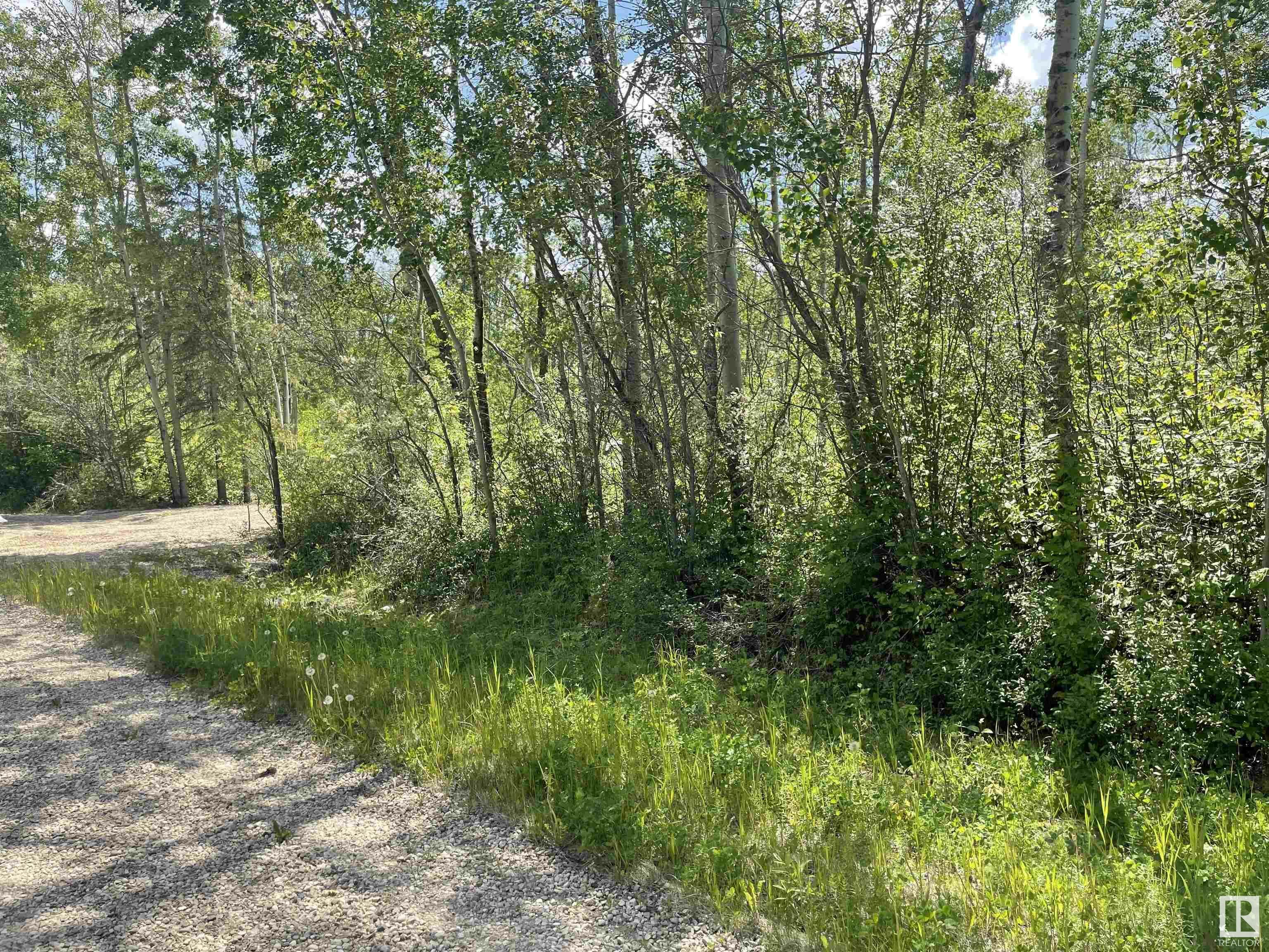 Property Photo:  Twp 553B Range Road 34A NW  AB T0E 1V0 