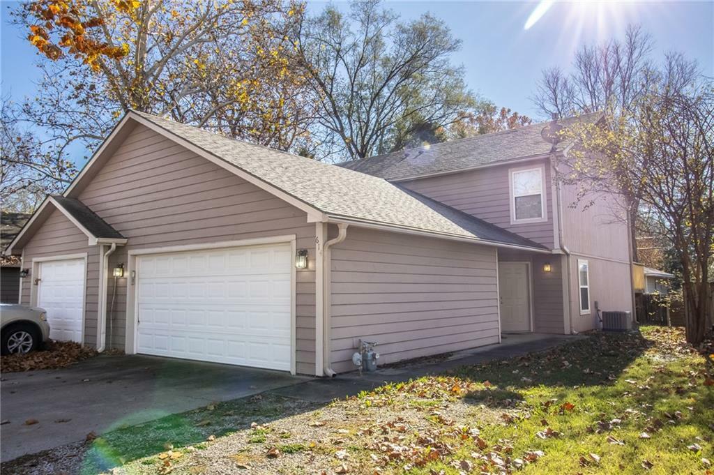 Property Photo:  614 Locust Street  KS 66044 