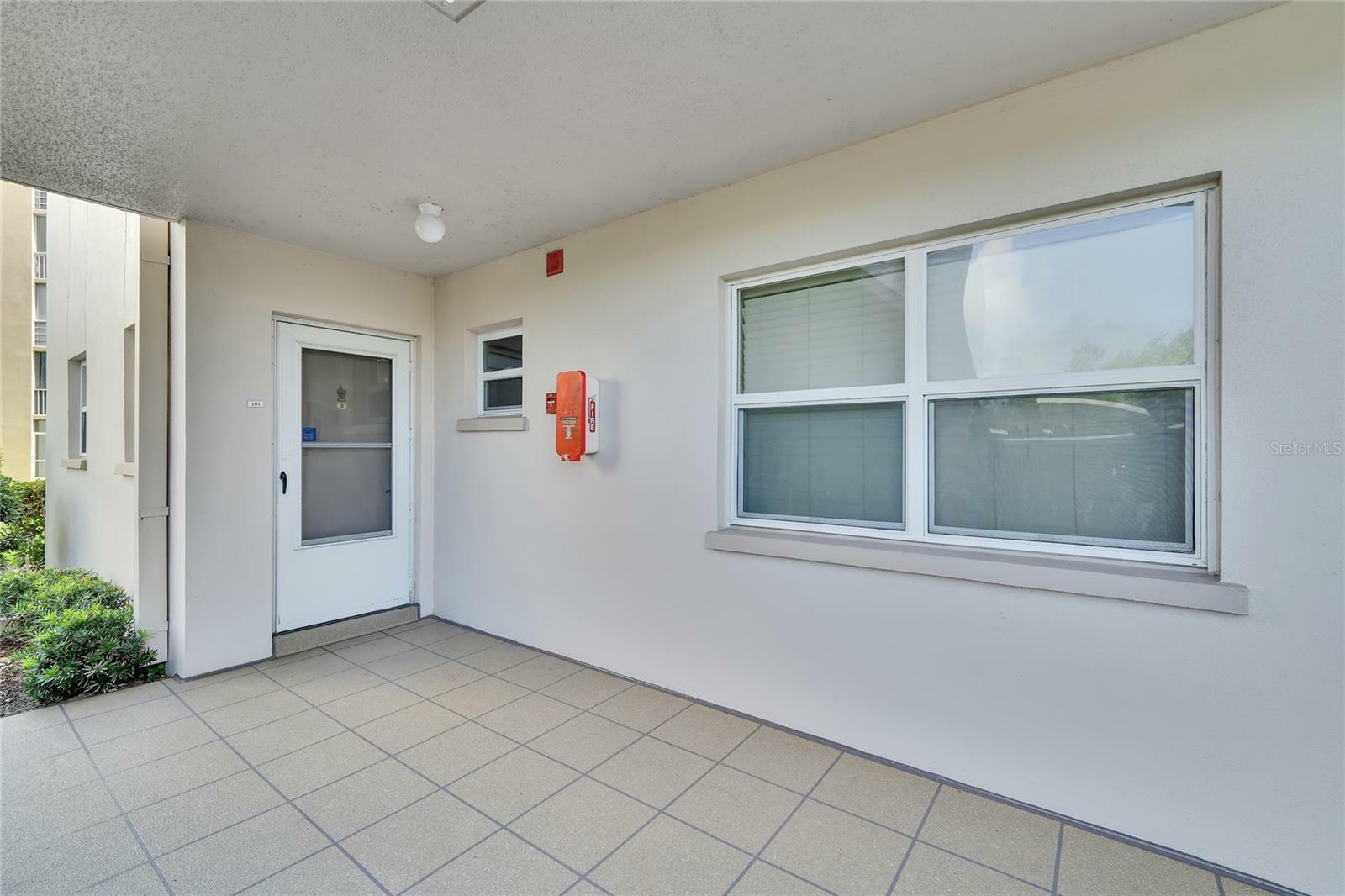 Property Photo: 3660 Ironwood Circle 101M FL 34209