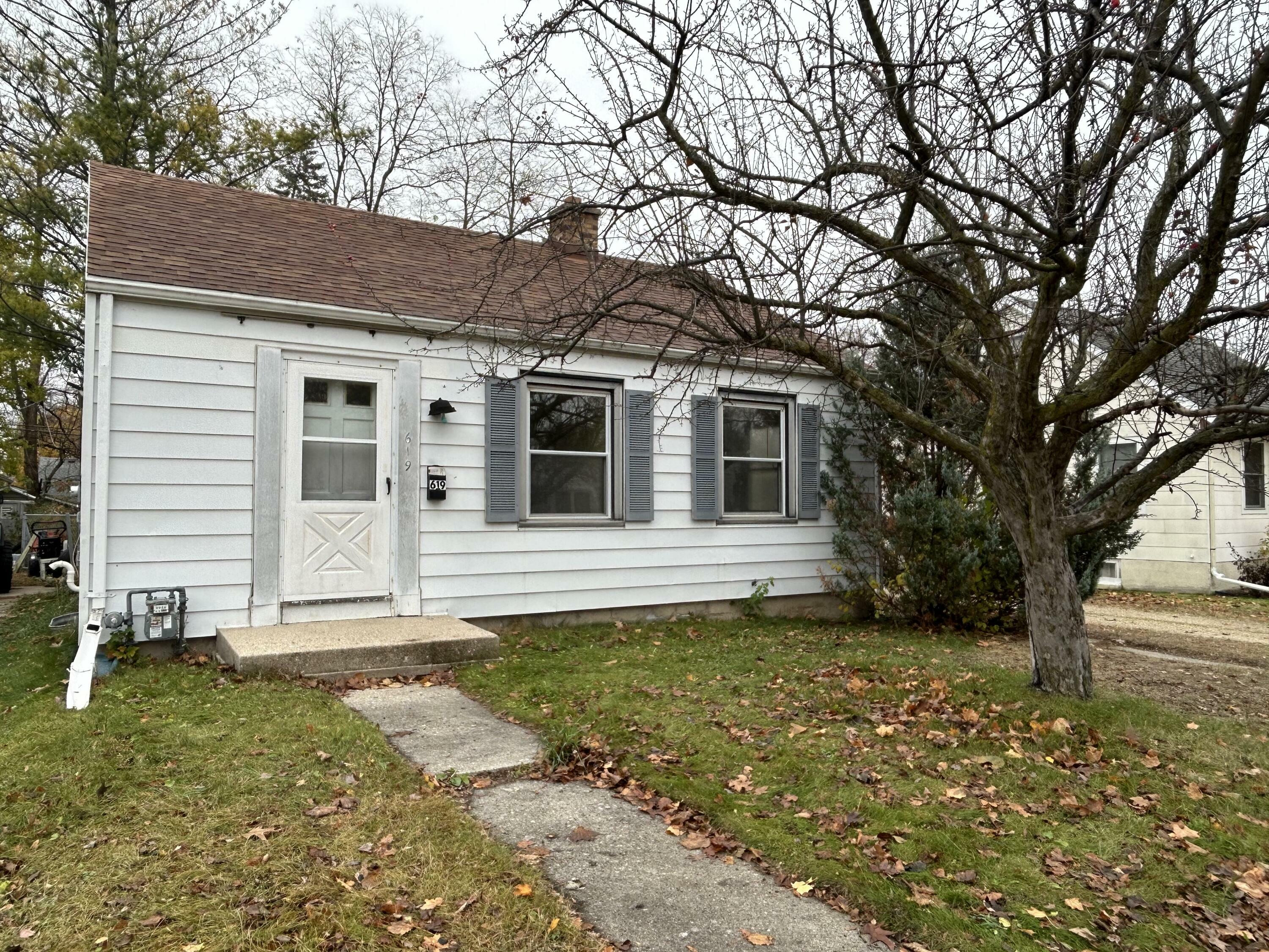 619 S Indiana Ave  West Bend WI 53095 photo