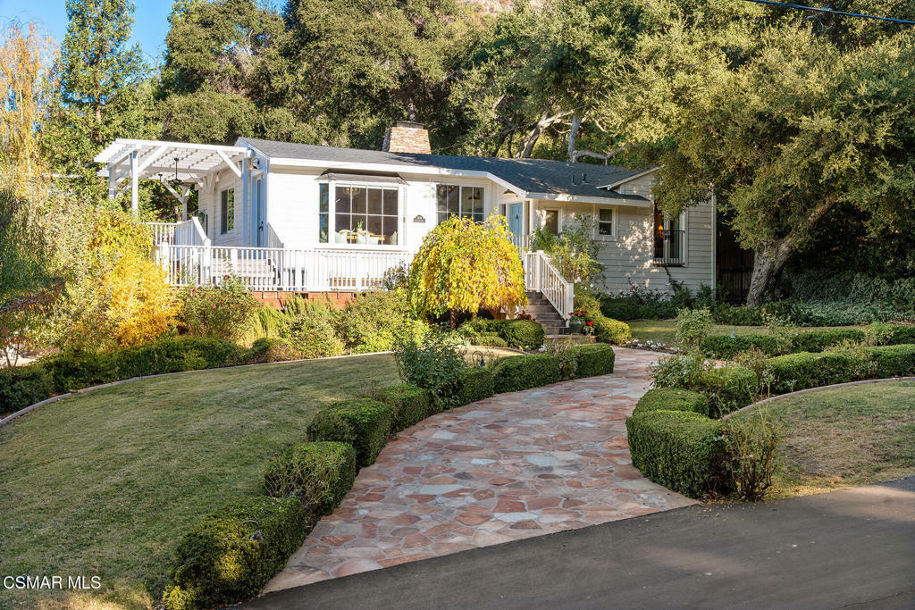 Property Photo:  2498 Hereford Road  CA 91361 