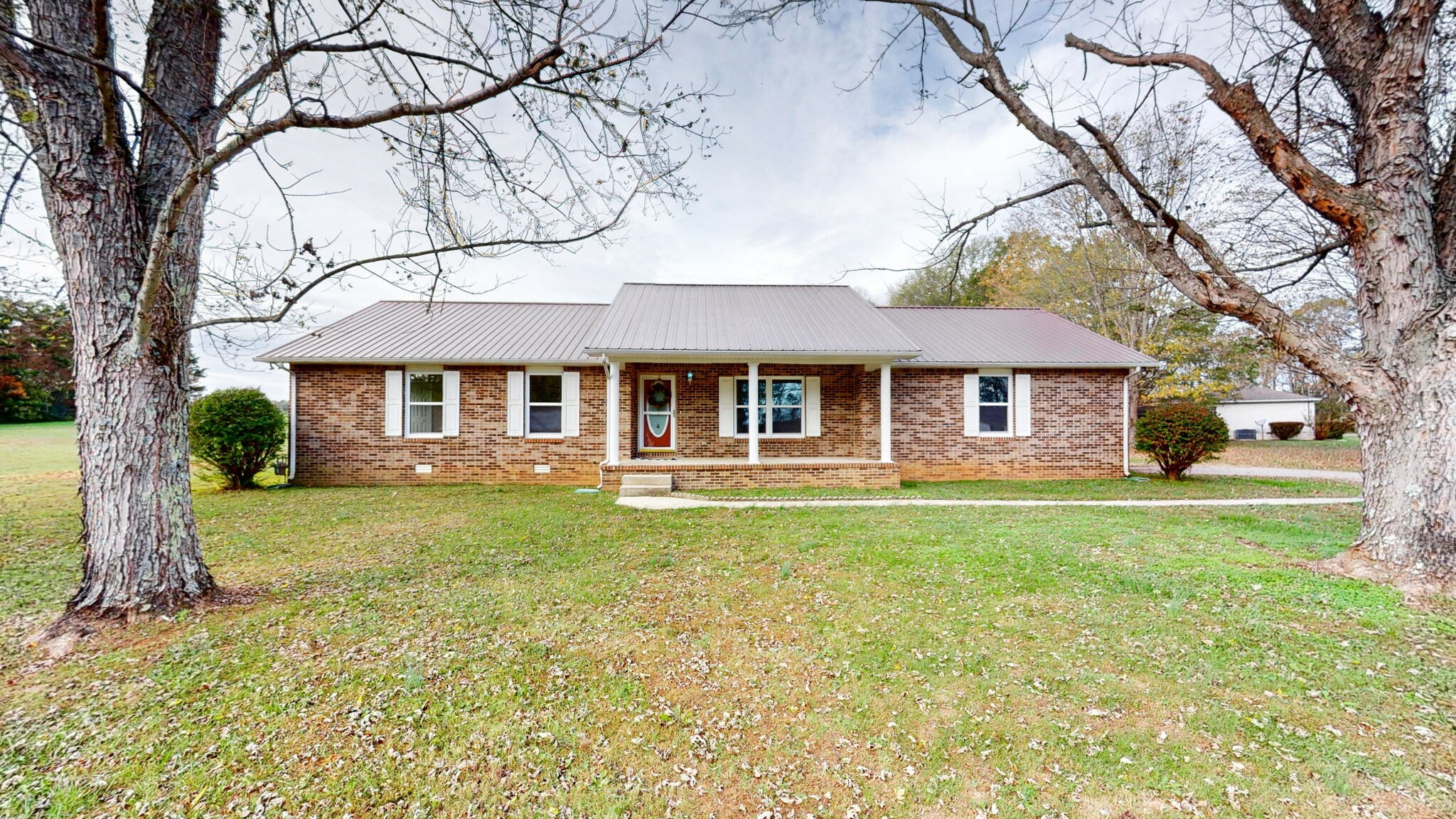 Property Photo:  482 Gaines Cir  TN 37330 