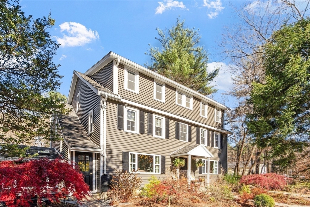 Property Photo:  203 Aldrich Road  MA 01887 