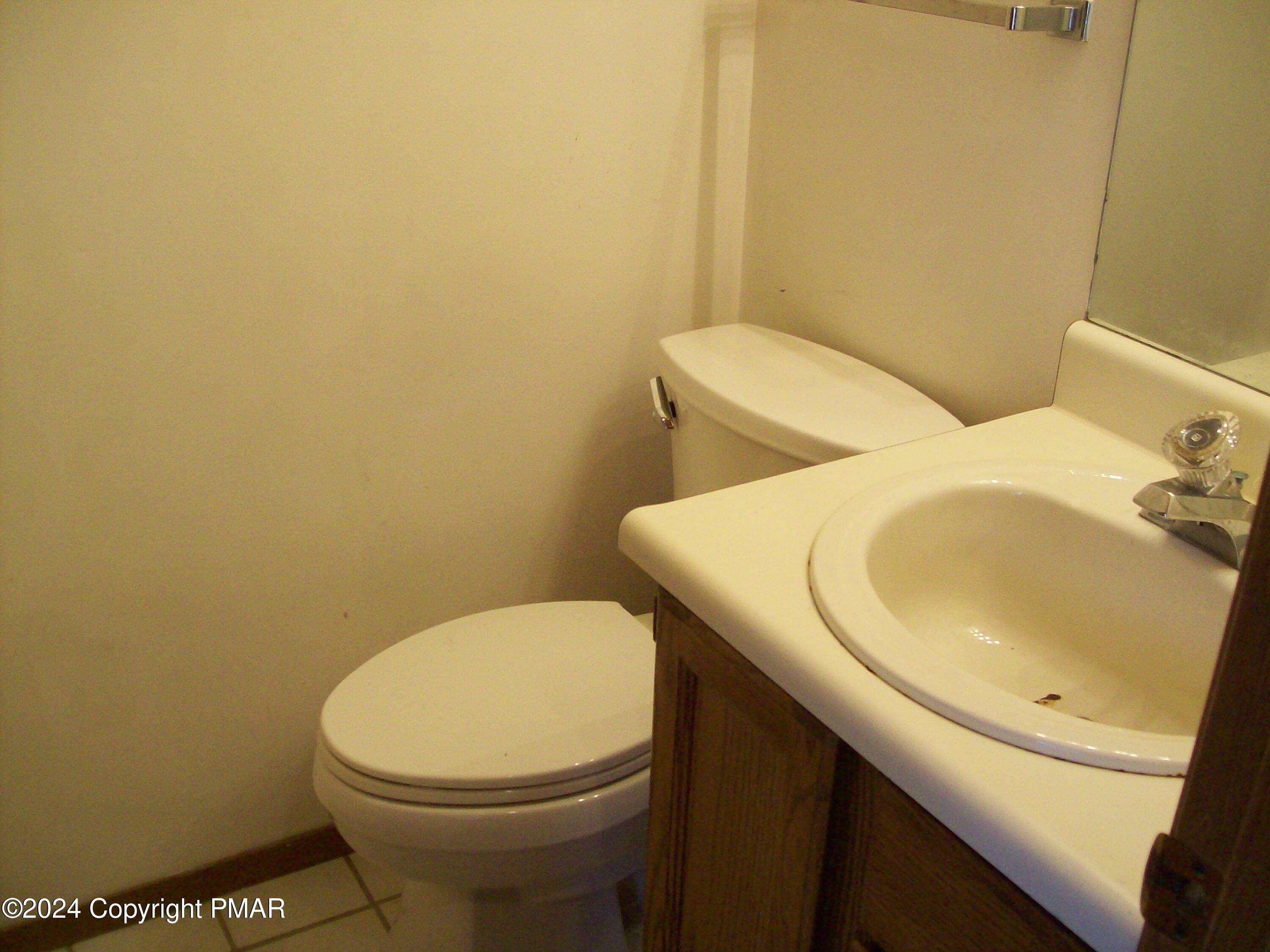 Property Photo:  165 Stream Court  PA 18324 