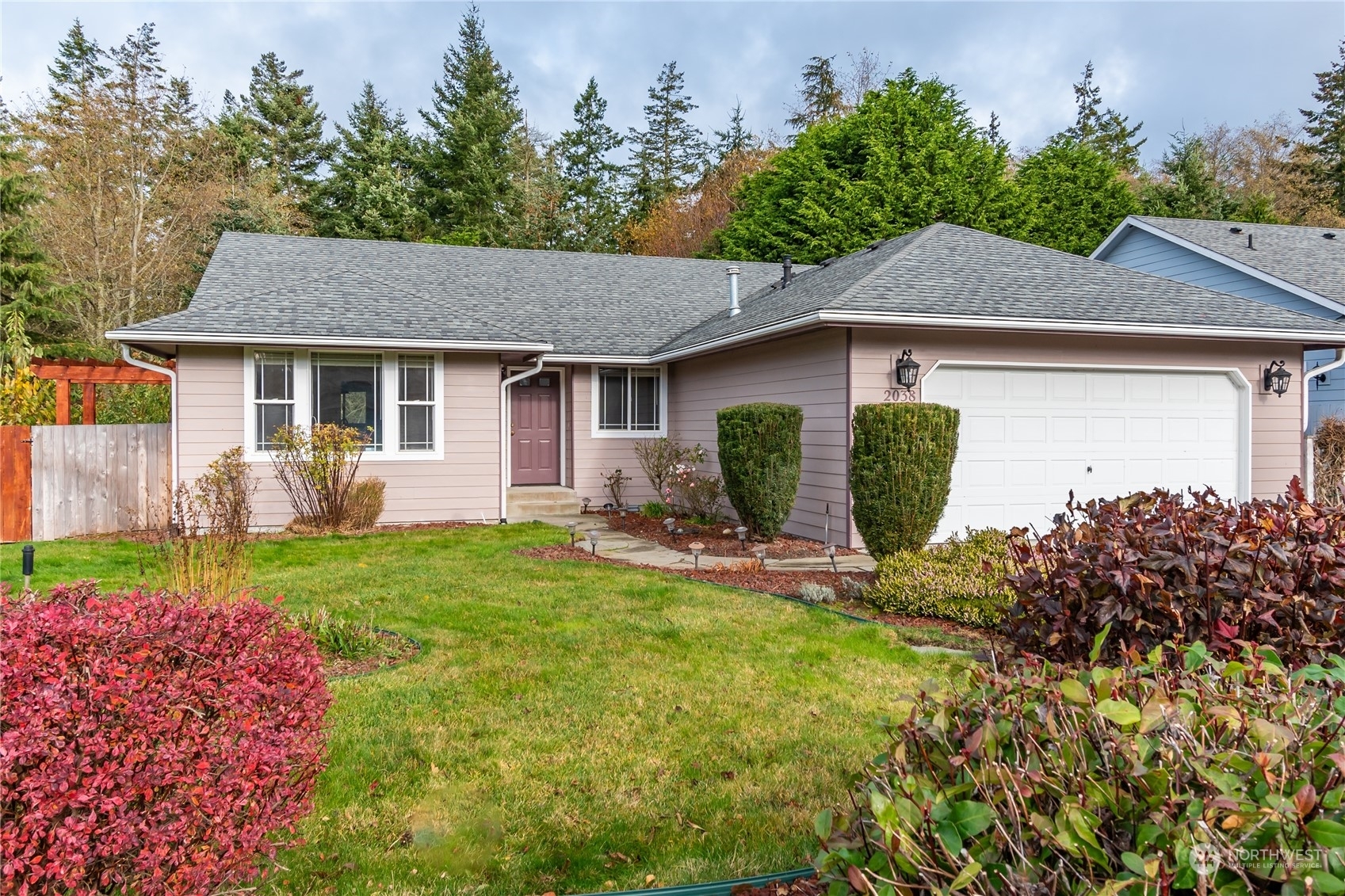 2038 Doe Drive  Oak Harbor WA 98277 photo