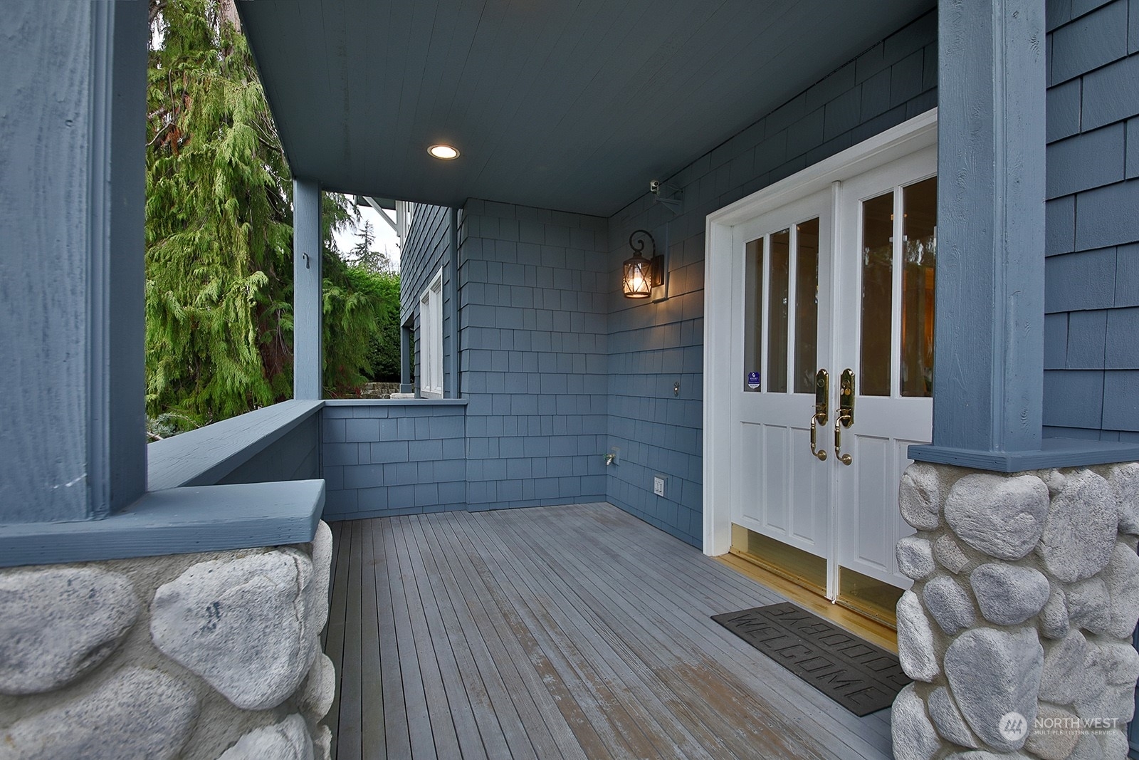 Property Photo:  4962  Lilac Drive  WA 98249 