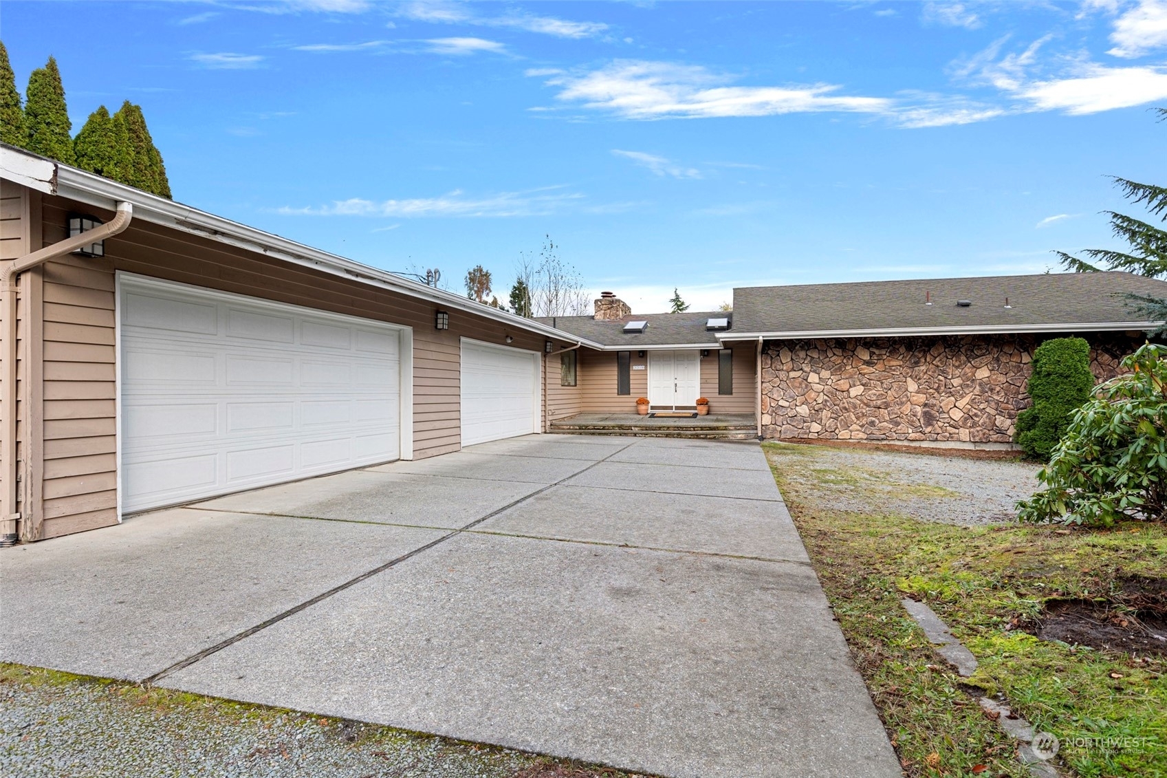 Property Photo:  2210 N Martin Road  WA 98273 