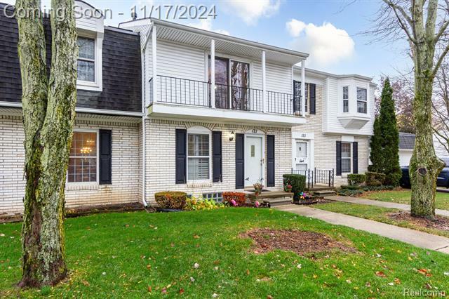 Property Photo:  121 Stratford Lane 92  MI 48309 