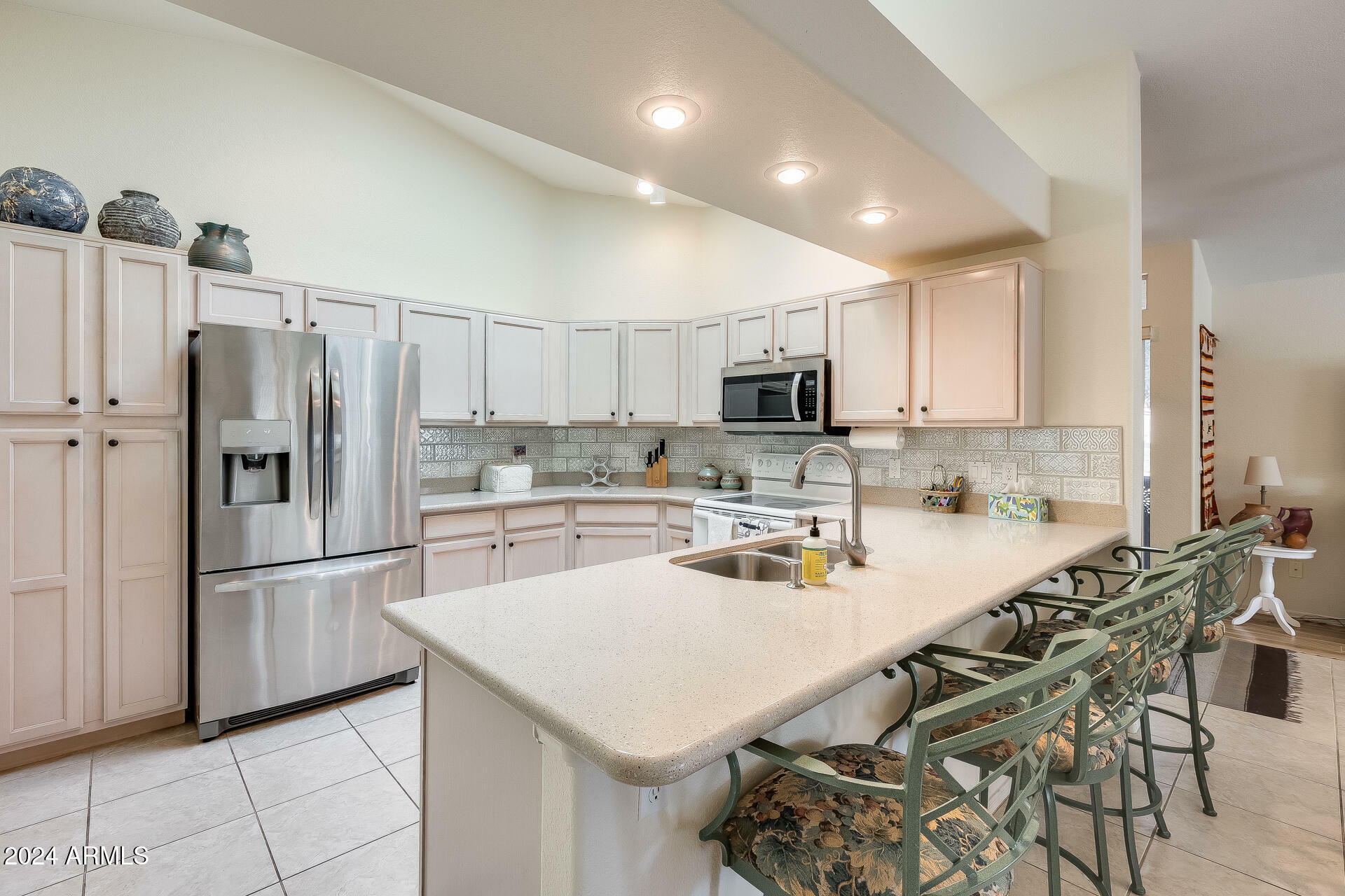 Property Photo:  13931 W Santee Way  AZ 85374 