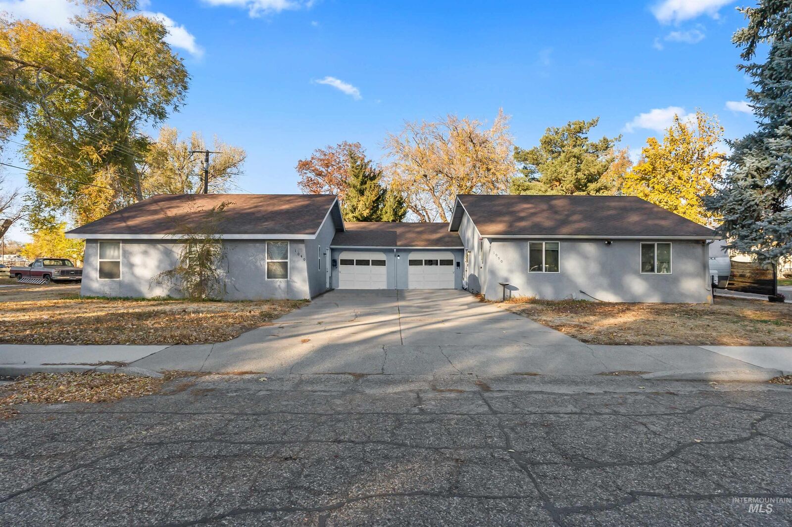 Property Photo:  1040 E 4th North  ID 83647 