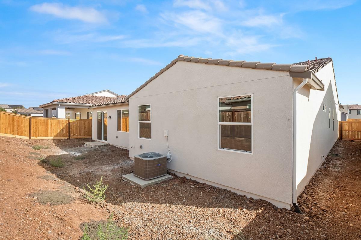 Property Photo:  631 Rock Crest Ave.  CA 93636 