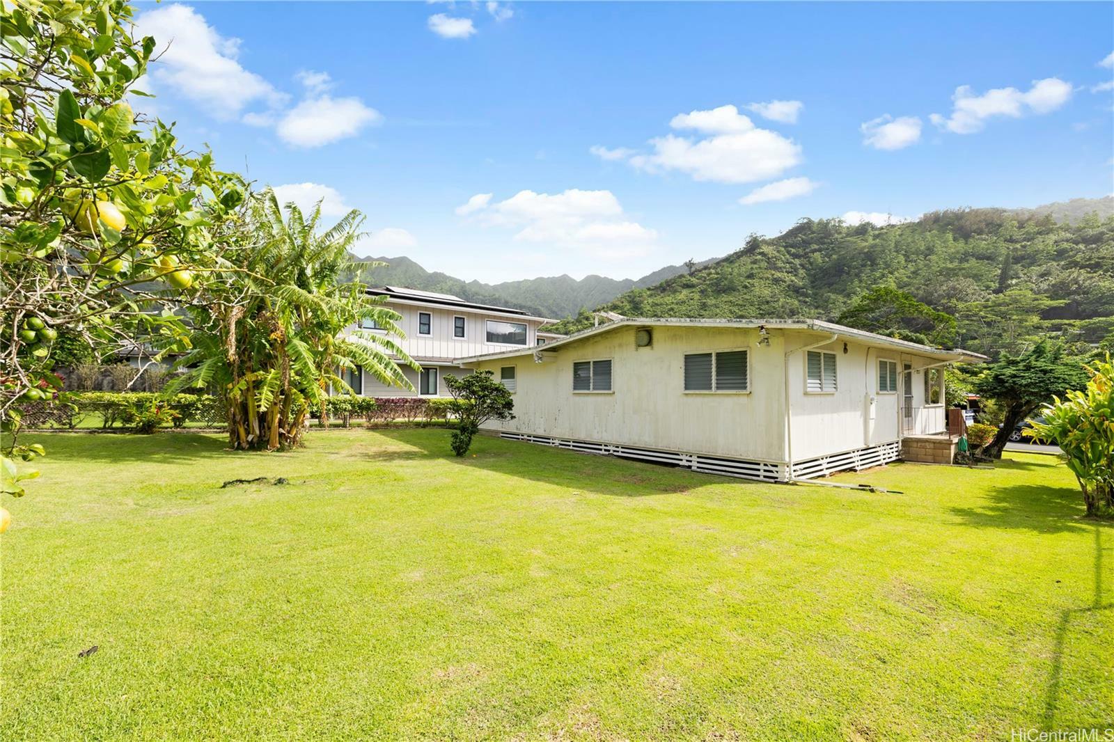 3556 Nipo Street  Honolulu HI 96822 photo