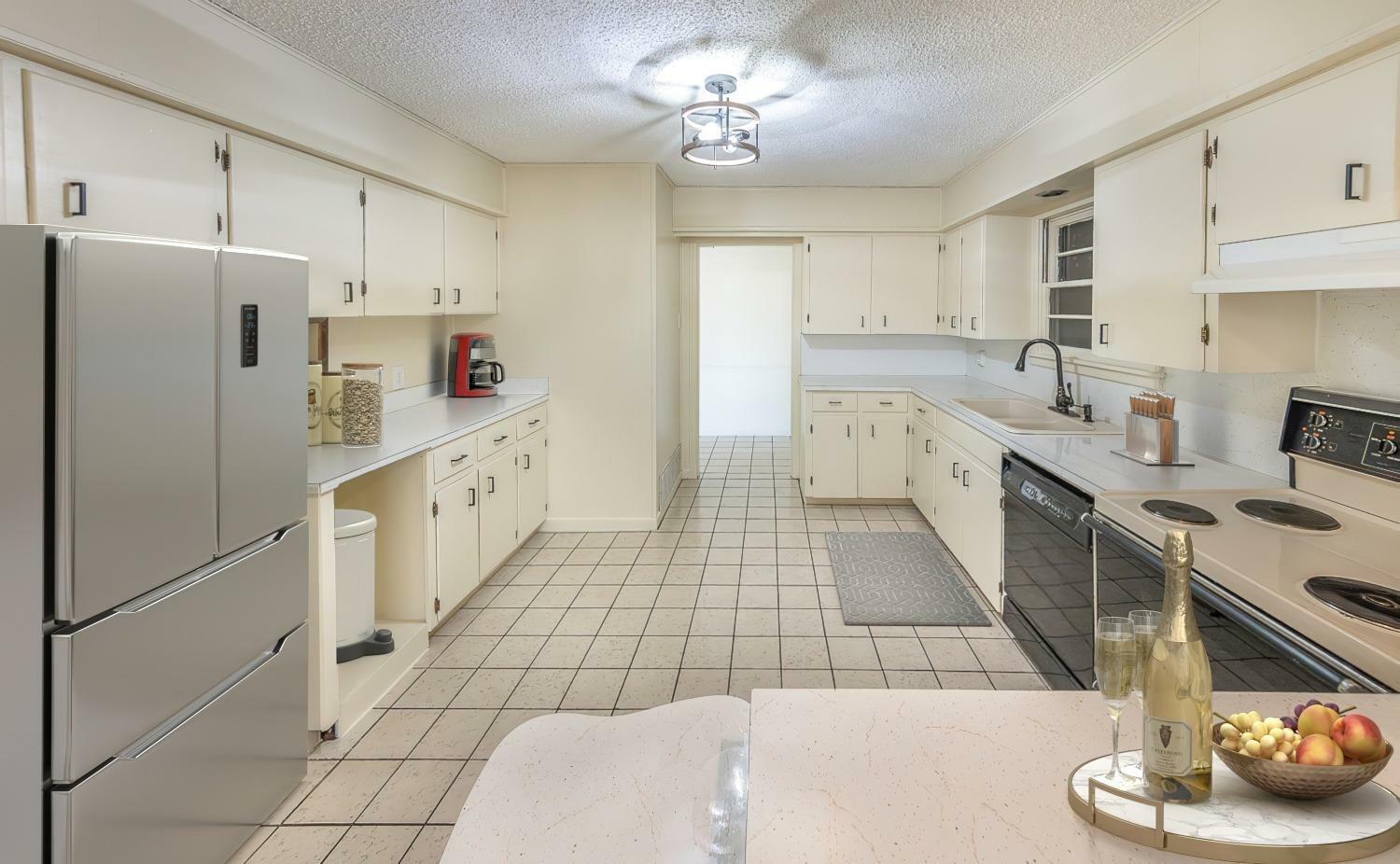 Property Photo:  5422 29th Street  TX 79407 