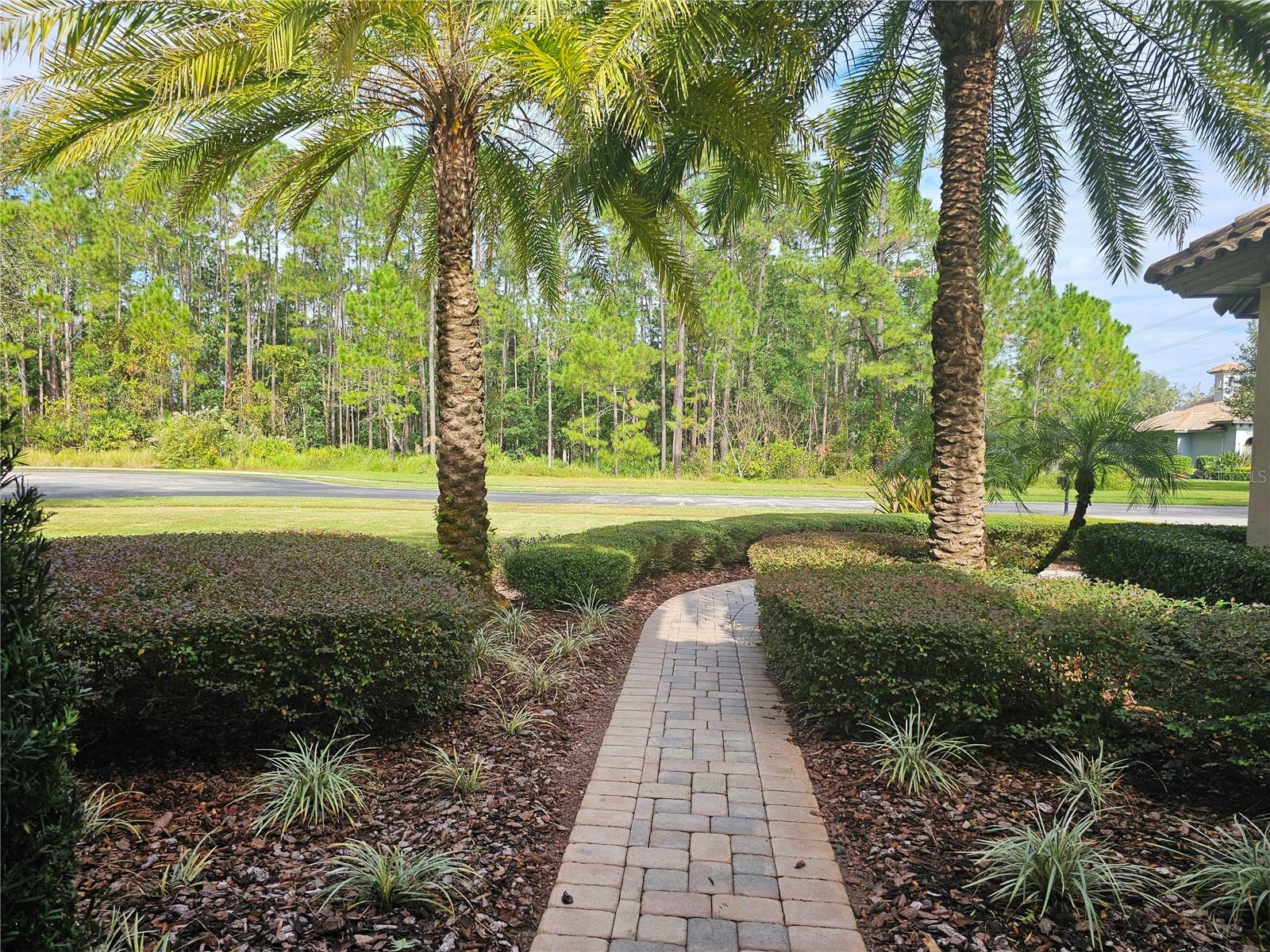 Property Photo:  1720 Brackenhurst Place  FL 32746 