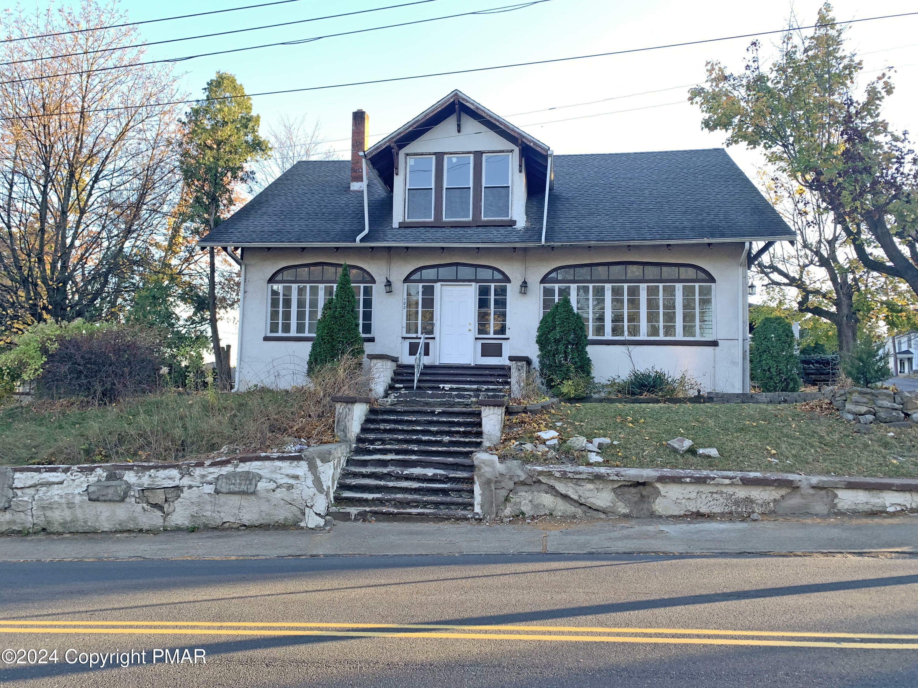 102 E Central Avenue  Bangor PA 18013 photo