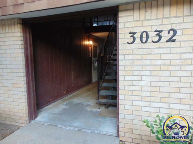 3032 SW Lydia Ave Unit 103  Topeka KS 66614 photo